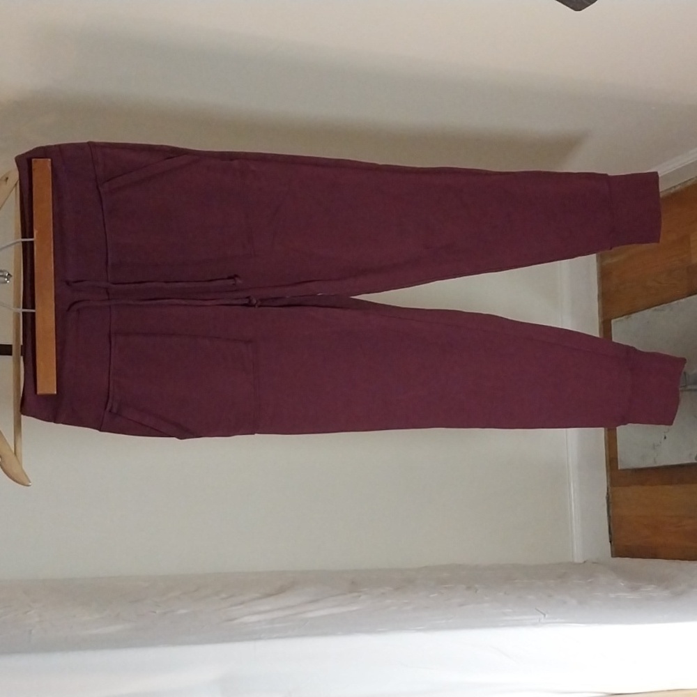 Wild Fable Maroon Stretch Joggers